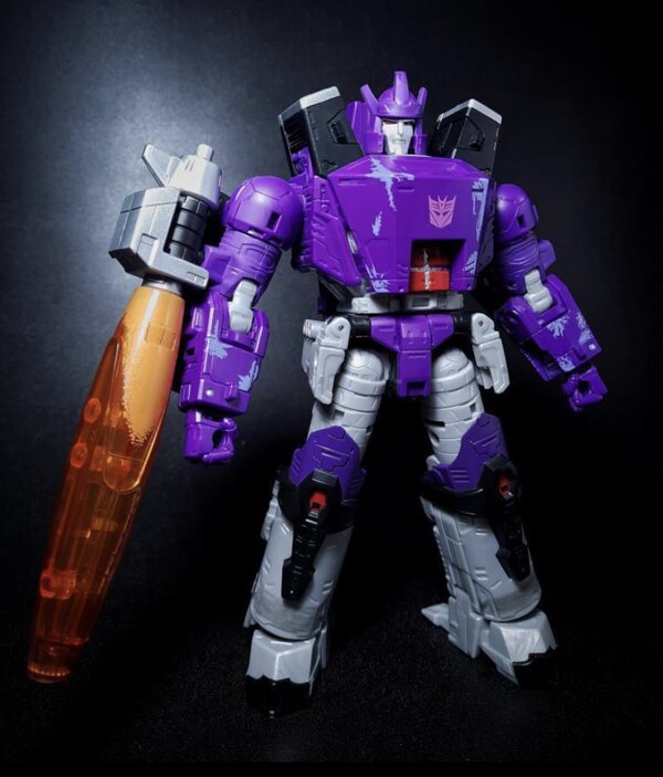 Transformers Kingdom Galvatron  (2 of 6)